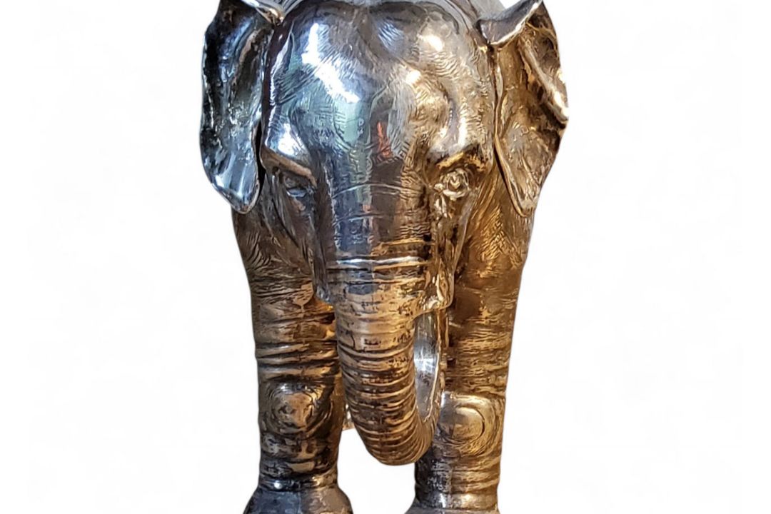 A large German silver standing elephant table ornament, with detachable head, 20cm high, Neresheimer - Image 4 of 6