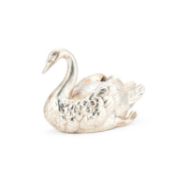 A VICTORIAN ELECTROPLATED NOVELTY SPOON WARMER IN THE FORM OF A SWAN