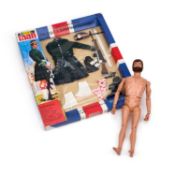 A 40TH ANNIVERSARY FAMOUS BRITISH UNIFORMS THE ARGYLL & SUTHERLAND HIGHLANDERS UNIFORM SET