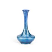 AN EARLY 20TH CENTURY LOETZ GLASS VASE