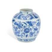 A CHINESE BLUE AND WHITE KRAAK PORCELAIN VASE WANLI (1573-1620)