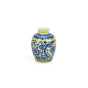 A CHINESE YELLOW-GROUND BLUE AND WHITE 'LOTUS' JARLET