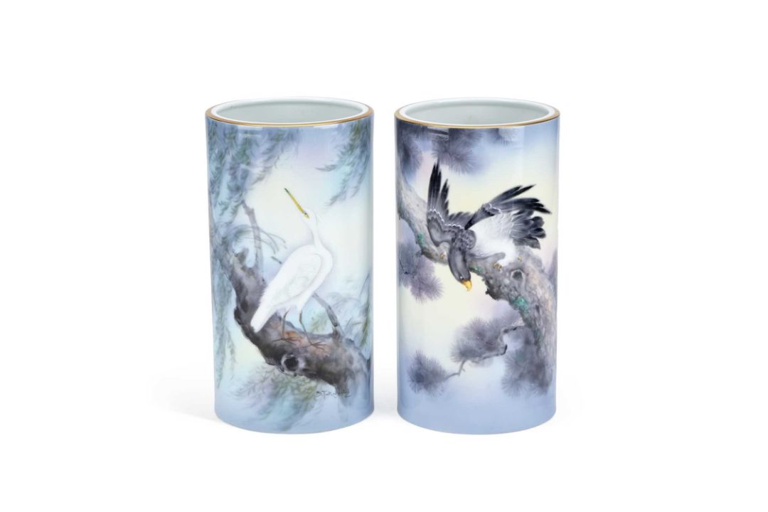 A LARGE PAIR OF NORITAKE VASES - Image 1 of 2