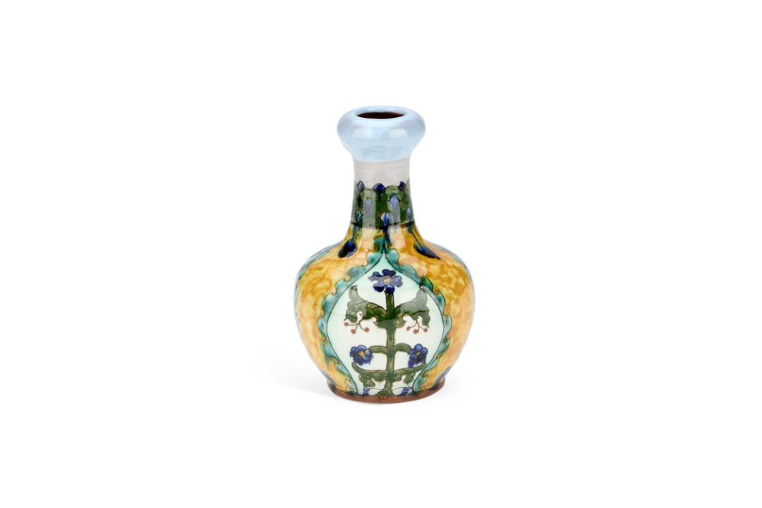 CARLO MANZONI (1855-1910) AN ARTS AND CRAFTS POTTERY BOTTLE VASE - Image 1 of 10