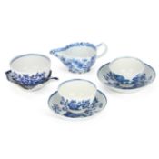 A GROUP OF 18TH CENTURY ENGLISH PORCELAIN