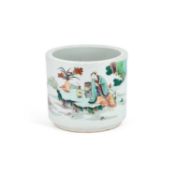 A CHINESE FAMILLE VERTE PORCELAIN BRUSH POT PROBABLY 19TH CENTURY