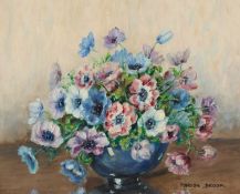 MARION BROOM (20TH CENTURY) STILL LIFE OF FLOWERS IN A VASE