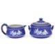 A WEGDWOOD BLUE JASPER SUCRIER AND CREAM JUG - Image 1 of 3