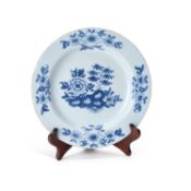 AN 18TH CENTURY DELFT BLUE AND WHITE PLATE