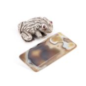 A CAST SILVER MODEL OF A FROG