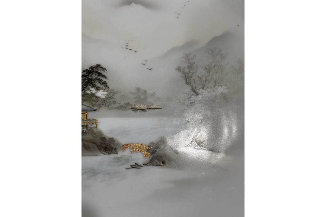 A JAPANESE KUTANI PORCELAIN TRAY MEIJI PERIOD - Image 4 of 8