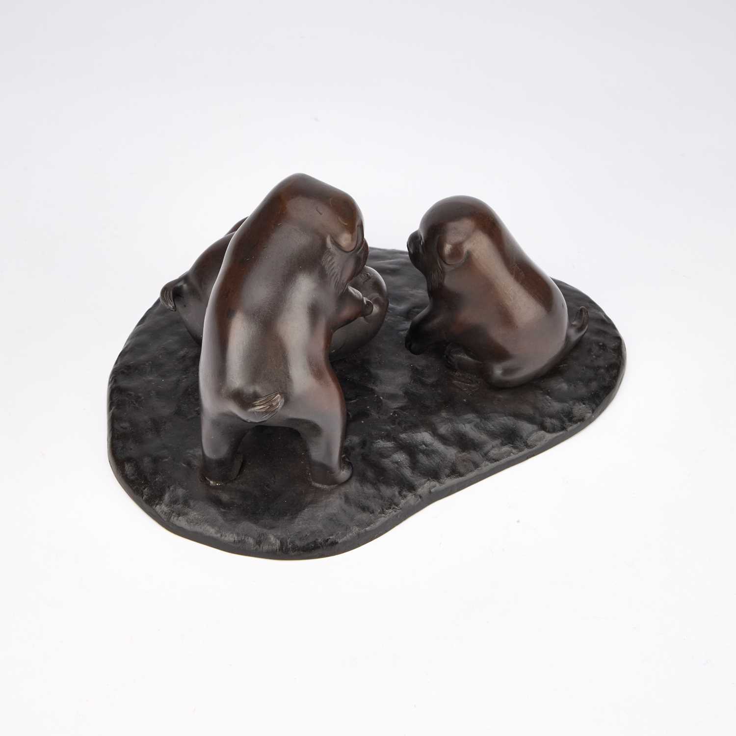 A JAPANESE BRONZE GROUP OF PUPPIES MEIJI PERIOD (1868-1912) - Image 2 of 2