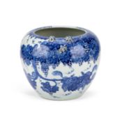 A JAPANESE BLUE AND WHITE PORCELAIN VASE MEIJI PERIOD (1868-1912)