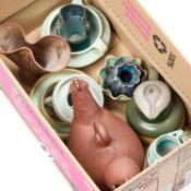 A GROUP OF ART AND STUDIO POTTERY