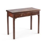 AN 18TH CENTURY MAHOGANY FOLDOVER TEA TABLE