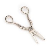 A PAIR OF ARTS AND CRAFTS SILVER GRAPE SCISSORS