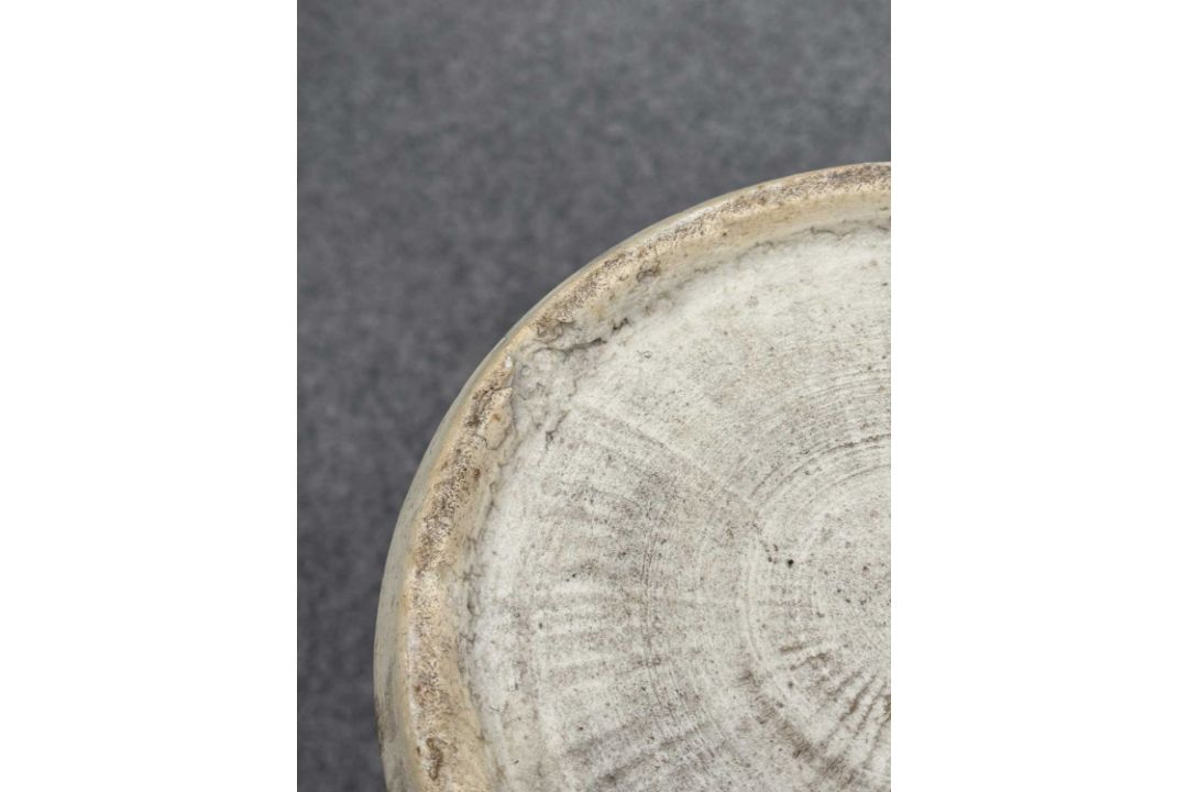 A LARGE PAIR OF CHINESE BLUE AND WHITE PORCELAIN VASES 19TH CENTURY - Image 3 of 10