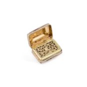 A SMALL GEORGE IV SILVER VINAIGRETTE