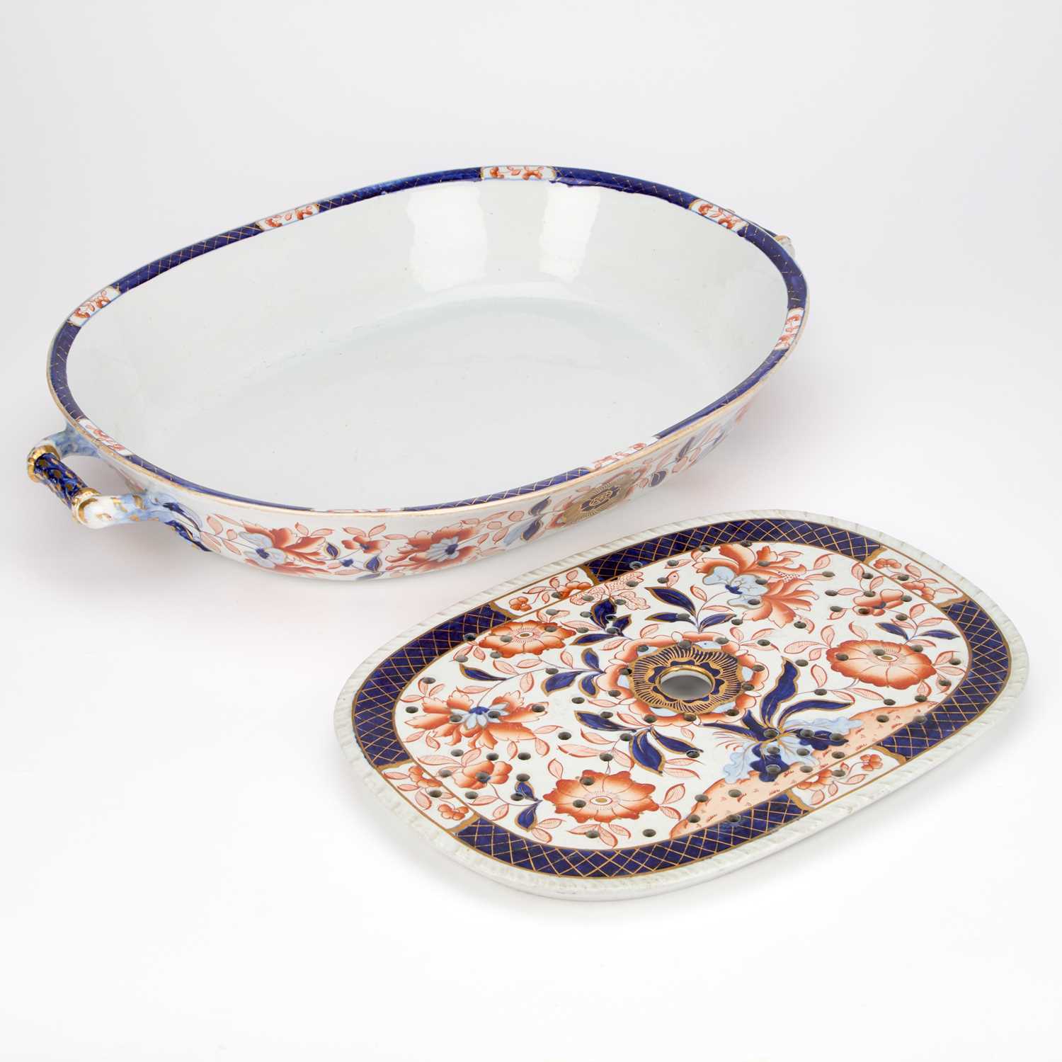 AN EARLY 19TH CENTURY IRONSTONE CHINA DISH AND STRAINER - Image 3 of 7