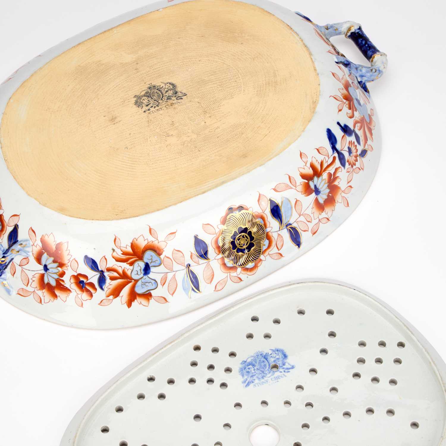 AN EARLY 19TH CENTURY IRONSTONE CHINA DISH AND STRAINER - Image 5 of 7