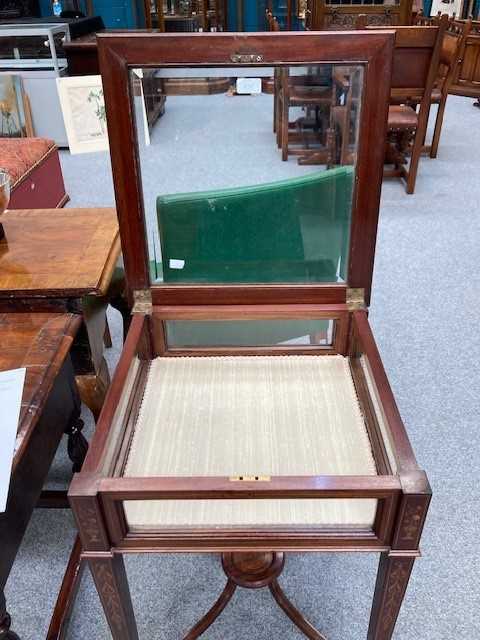 AN EDWARDIAN INLAID MAHOGANY BIJOUTERIE TABLE - Image 4 of 6