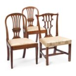 A PAIR OF GEORGE III MAHOGANY COUNTRY HEPPLEWHITE DINING CHAIRS