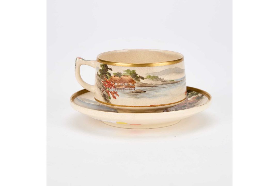 A JAPANESE SATSUMA CUP AND SAUCER CIRCA 1920 - Image 4 of 5