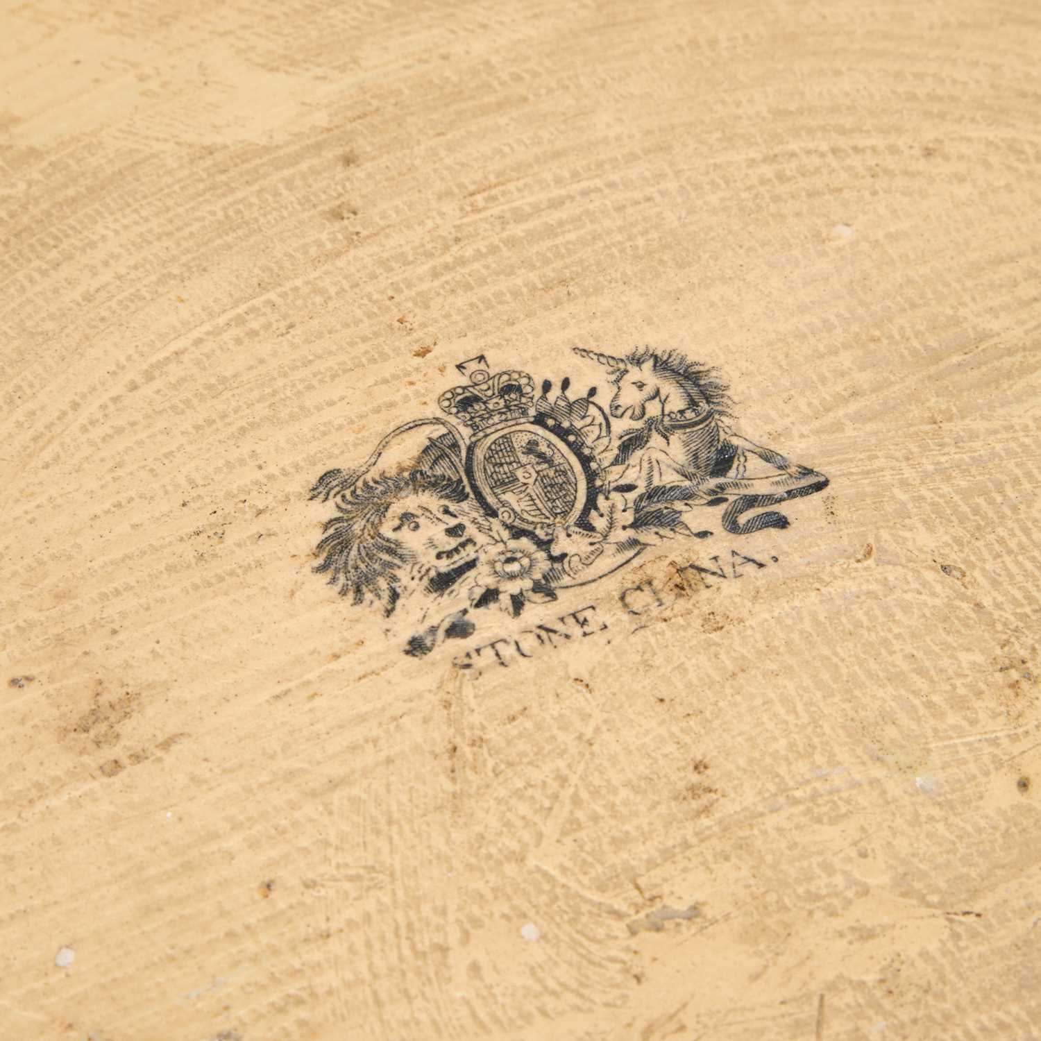 AN EARLY 19TH CENTURY IRONSTONE CHINA DISH AND STRAINER - Image 6 of 7