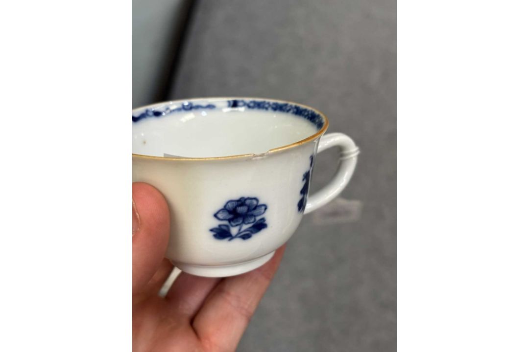 THREE CHINESE BLUE AND WHITE PORCELAIN CUPS - Image 7 of 15