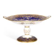 A COALPORT PORCELAIN COMPORT BY EDWARD OAKES BALL, CIRCA 1920