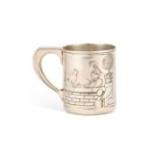 TIFFANY & CO, AN ART DECO AMERICAN STERLING SILVER MUG