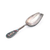 A RUSSIAN SILVER AND CLOISONNÉ ENAMEL CADDY SPOON