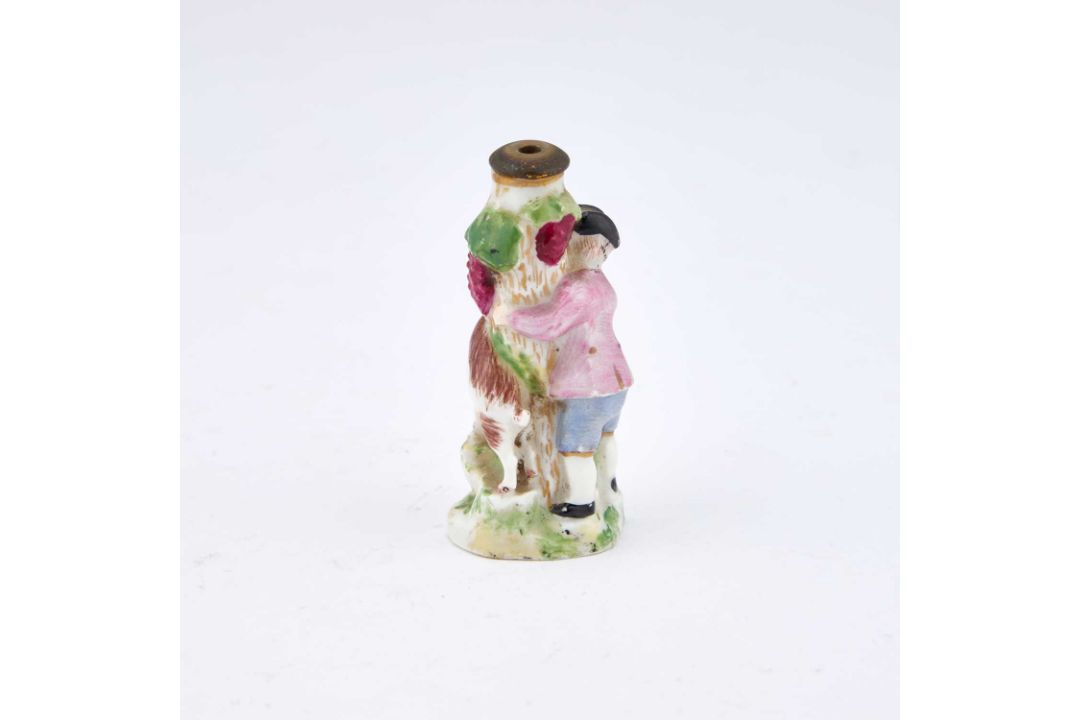 A PORCELAIN SCENT BOTTLE - Image 2 of 3
