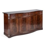 A GEORGIAN STYLE MAHOGANY SERPENTINE SIDEBOARD 20TH CENTURY