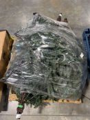 Christmas tree out of box complete?
