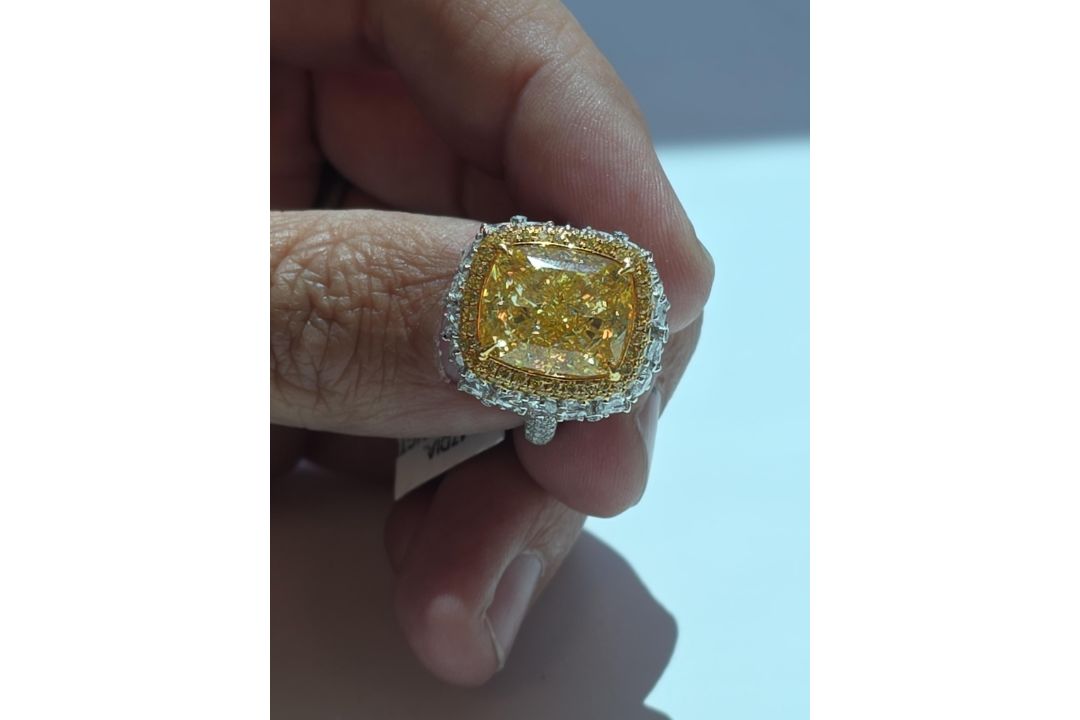 11.24 Carat Yellow Diamond Ring - Image 13 of 25