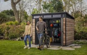 keter pent 9x7 shed with rug