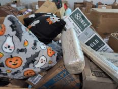 Halloween pillows, wooden sticks, vinyl gloves, Tray, blinds, blanket, CALPHT shoe bag, Spence, big