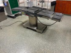 FHC1000S Surgical Table with pads