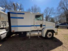 1998 Freightliner FLD120 Sleeper Cab Detroit Diesel Series 60 Engine, 10-Speed Rockwell