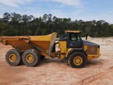 2016 John Deere 410E Articulating dump truck