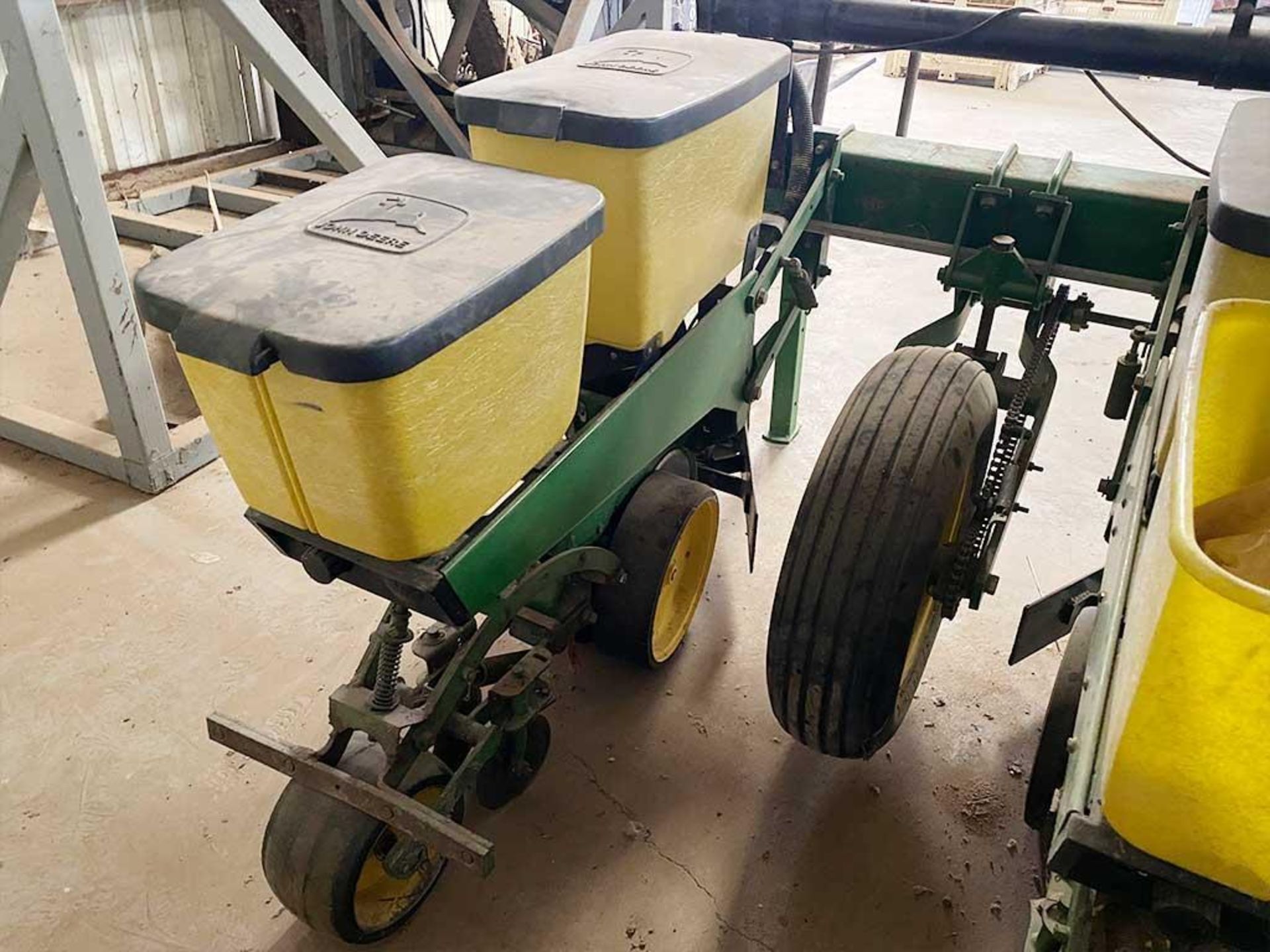 John Deere 7300 MaxEmerge 2 4-Row Planter Adjustable Row Spacing - Image 15 of 17
