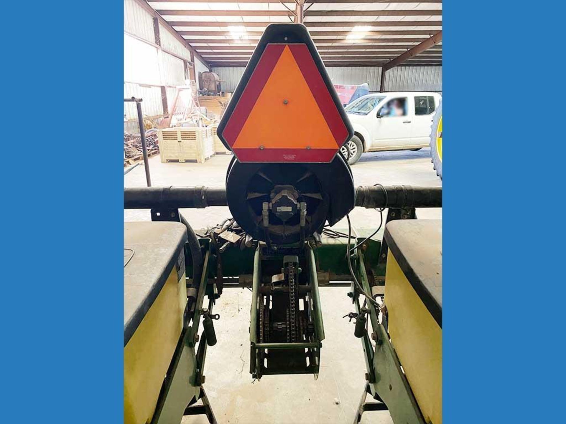 John Deere 7300 MaxEmerge 2 4-Row Planter Adjustable Row Spacing - Image 11 of 17