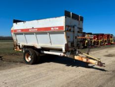 1993 Harsh Feed Mixer