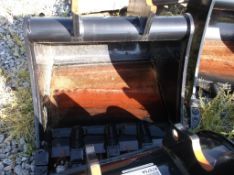 Kubota 24in Quick Attach Compact Excavator Tooth Bucket