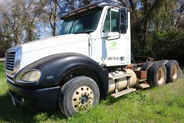 2007 Freightliner Columbia 120 - Class 8, 6x4, Mercedes MBE4000 Diesel