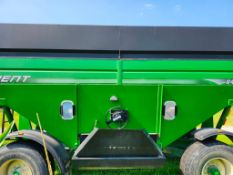 Brent 644 Gravity Wagon