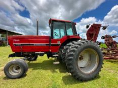 International 5088 2wd Cab Tractor