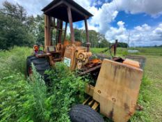 Case 585E- INOPERABLE/PARTS ONLY - NO ENGINE