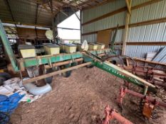 John Deere 7000 6-row Planter
